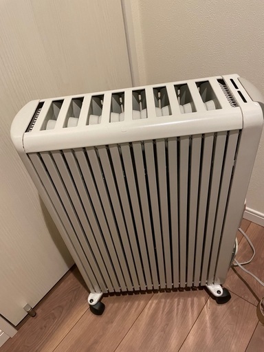 デロンギオイルヒーター1500W、タイマー機能