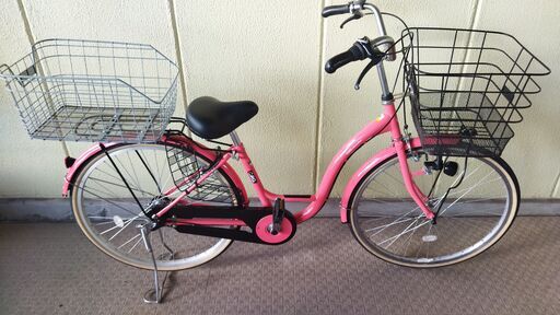 ★極美品・ポンプ付き★カーグリラックス-K 26インチ コーラル（ピンク） 3段変速 ダイナモライト シティサイクル ママチャリ あさひ 使用半年