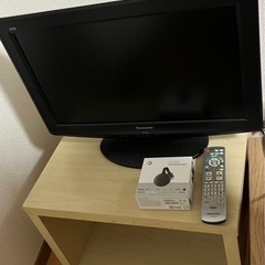 Panasonic TV、テレビ台、Chromecast、B-C...