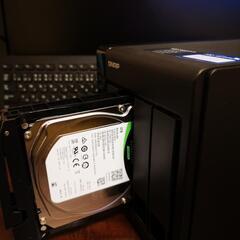 QNAP TS-43１X　4TB×4個　中古　　外付けHDD?