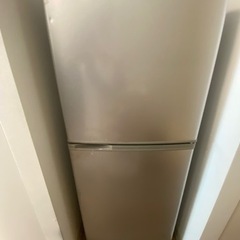 【済】冷蔵庫　グレー　137L 取扱説明書付き