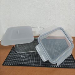 【used】IKEAガラスタッパー本体１つ＋フタ2種