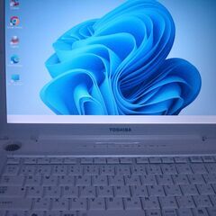 Windows11 東芝ノートパソコン  Dynabook　AX...