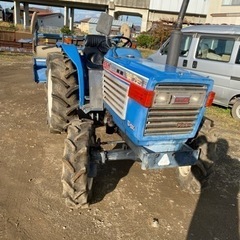 イセキTL2701F4WD 乗用型中古ディーゼルトラクター作動良好27馬力パワステアリング イセキTL2701F4WD 乗用型中古ディーゼルトラクター作動良好27馬力パワ