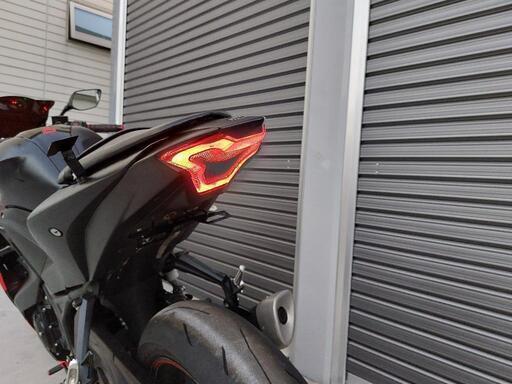 YAMAHA　YZF-R25　人気のマッドブラックカラー　 兵庫県　加古川