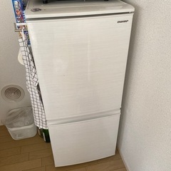 冷蔵庫 SHARP 1〜2人用 - 家具 