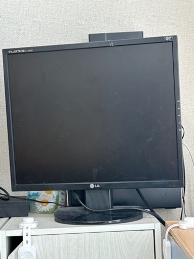 【美品】サブディスプレイに19インチスクエア液晶モニター