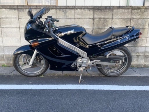 【カワサキ】ZZR250  始動確認済み　書類　鍵有り　そこそこメンテしました