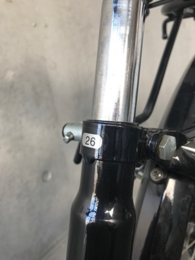 雪が積もる前の引渡しで1000円引きします　自転車　26インチ　オートライト　6段切替え　黒色 雪が積もる前の引渡しで1000円引きします 自転車 26インチ オートライト