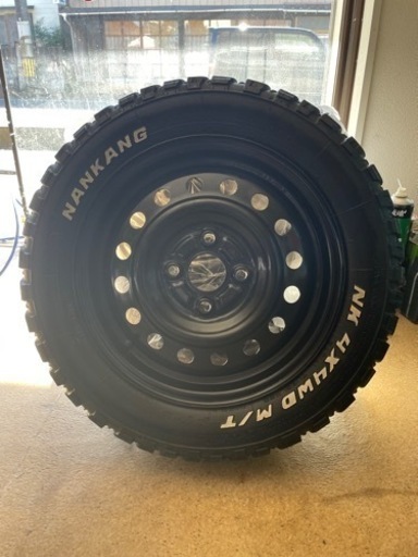 値下げしました、軽自動車ブロックタイヤ