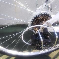 美品  （新品同様）アルミクロスバイク売ります。