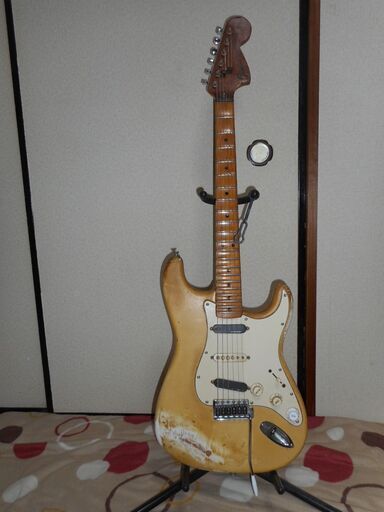 Fender Japan イングヴェイ　マルムスティーン