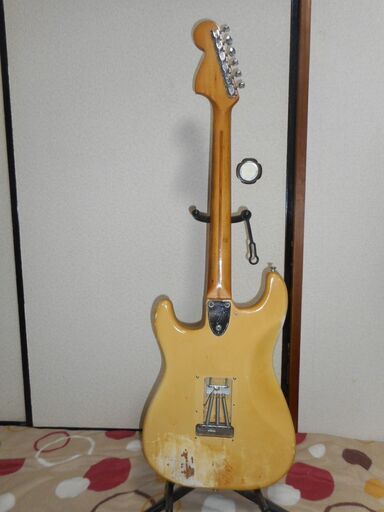 Fender Japan イングヴェイ マルムスティーン Fender Japan ST71