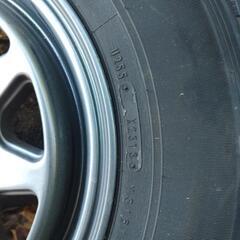 ハイエース200系5次元スタッドレス4本セット