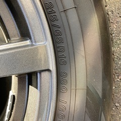 スタッドレスタイヤ　215 65 16