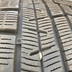 スタッドレスタイヤ　215 65 16