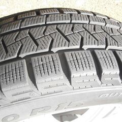 PIRELLI スタットレスタイヤ 4本セット（4穴）185/60R15 アルミホイル付き