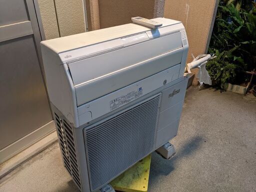 富士通　2.8kw  約10畳用  2013年製　【ご相談のうえ配送可能です】