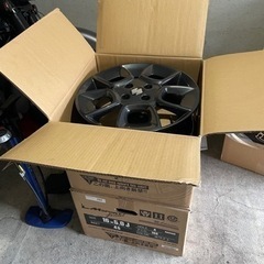 クロスビー　純正ホイール4本