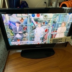 液晶テレビ　22型　東芝　REGZA