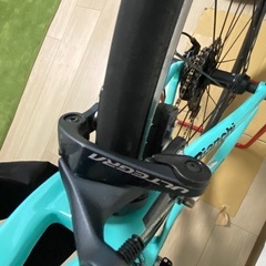メンテナンス済　ビアンキ フルカーボンロード インテンソ Bianchi INTENSO105 2020 カスタム済