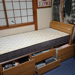 (お引き取り相手決定しました) ニトリ引き出し、収納付きシングルベッド&マットレス
