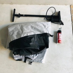 自転車　(空気入れ、シート、錆防止スプレー)