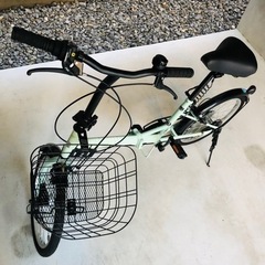 自転車　(空気入れ、シート、錆防止スプレー)