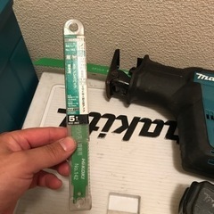 マキタ レシプロソー 18v 本体のみ 替え刃付き 値下げしました