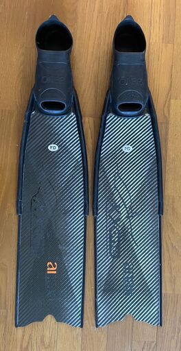 カーボンフィン XXone Anax フリーダイビング競技・スピアフィッシング向け