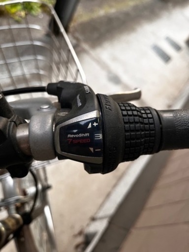 28インチ 7速ギア 自転車（ママチャリ）ブラック