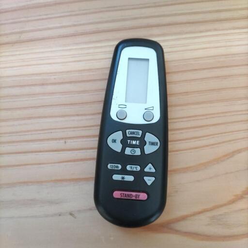 美品　DeLonghi 遠赤外線ヒーター　SDH1200JN デロンギ社製 遠赤ヒーター サロスデロンギ 型式 SDH1200JN