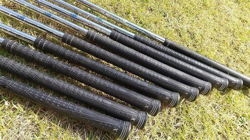 ゼクシオ8アイアンセット レフティ左 ゼクシオ9アイアンセット 8本 #5