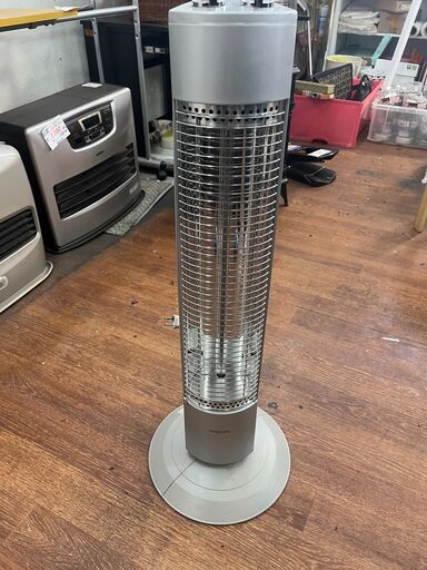 【リサイクルショップどりーむ天保山店】●5314●　電気ストーブ　カーボンヒーター　2017年製　コイズミ　KKS-0977