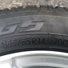 PCD:114.3 14インチ スタッドレス 新品購入後100km未満走行（値引き不可）
