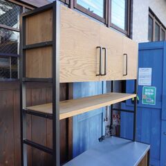 CRASH GATE(クラッシュゲート)のアトランダム ダイニングボード 120cmです。ブルックリンスタイルなど男前インテリアにおススメのレンジボードはナチュラルなカフェスタイルにも。CJ501