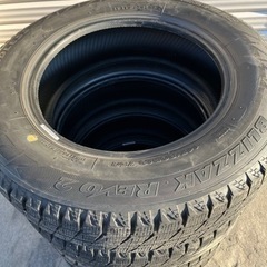 【完売御礼】中古スタッドレスタイヤ145/80R13ブリザックレ...