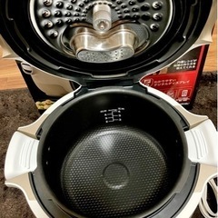 都内お渡し可【超美品】T-fal クックフォーミー3L ホワイト　圧力鍋　