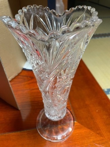 カメイガラス　クリスタル花瓶