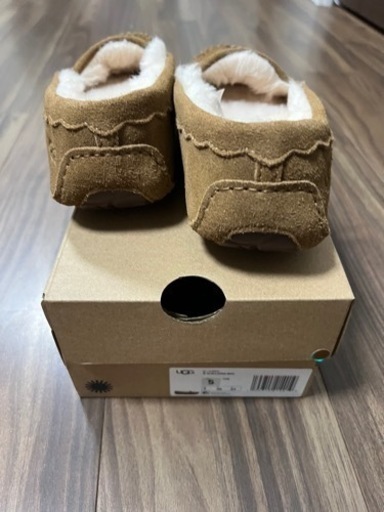 Ugg 22cm 未使用品