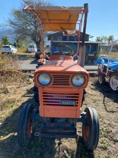 取引先・商談成立しました】クボタ トラクター Z851 ジャンク