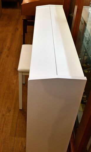 ●近郊配送可(#^.^#)　白い電子ピアノ♪●ローランド　F-110　綺麗な　中古品●相模原　横浜　神奈川●
