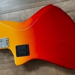 フェンダー　エレキベース