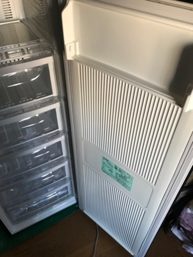 MITSUBISHI 三菱電機 ノンフロン 冷凍庫 144L MF-U14B-B 2016年製 黒