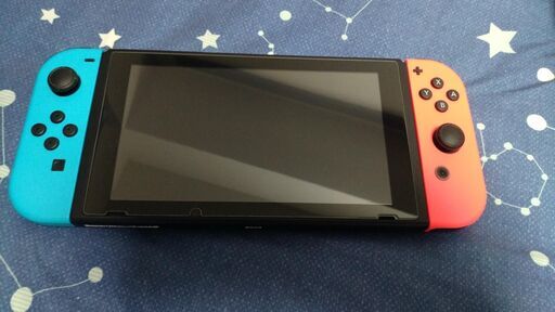 Nintendo Switch V2 + ２ゲーム、プロコン、ケース、そのた