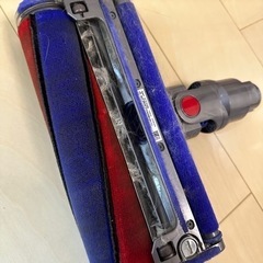 ダイソン V8 fluffy スタンド無料