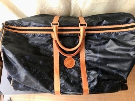 売り切れました‼️ありがとうございました‼️ハンティングワールド　バチュークロスボストンバック