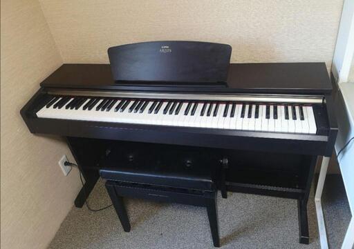 ヤマハ電子ピアノ YDP-161 ARIUS  2012年製