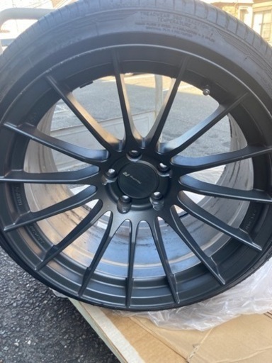 エンケイ　RS05RR 18インチ