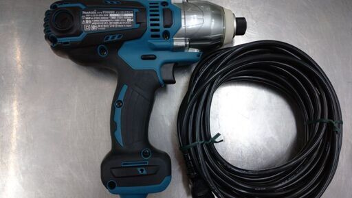 Makita TD0220 インパクトドライバー 2020年製 中古美品 【公式通販】